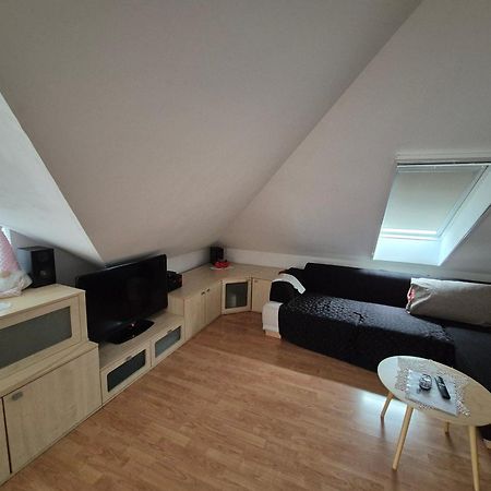Appartement Oddih V Mirnem In Zelenem Okolju à Škofljica Extérieur photo